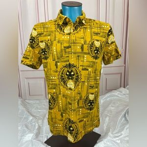 NEW DISNEY Park  Shirt ANIMAL KINGDOM THE LION KING T Shirt  YELLOW POLO Medium